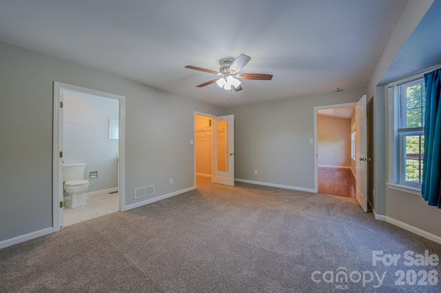 102 Forest Lake Drive, Asheville, NC 28803
