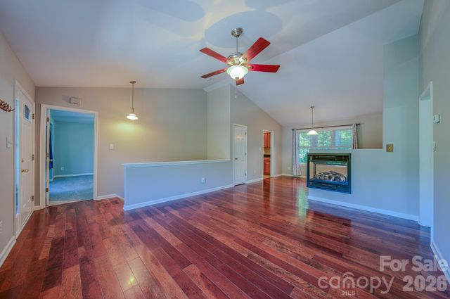 102 Forest Lake Drive, Asheville, NC 28803