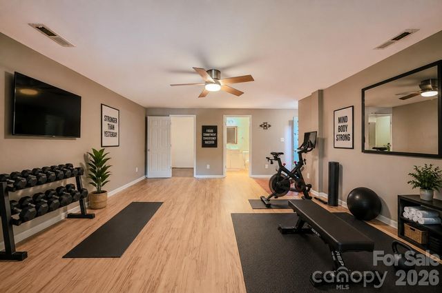 102 Forest Lake Drive, Asheville, NC 28803