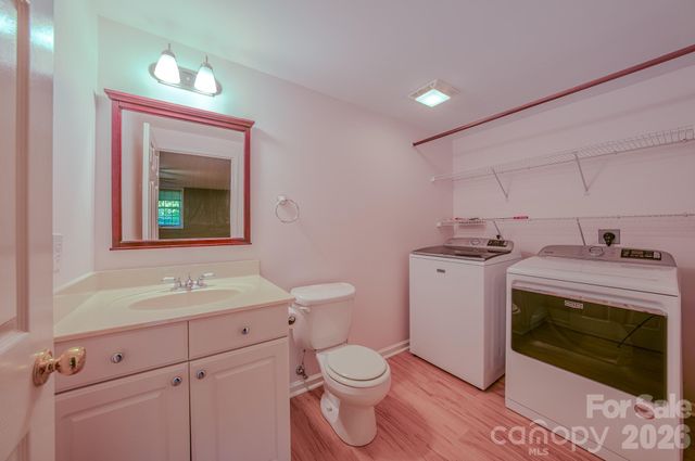102 Forest Lake Drive, Asheville, NC 28803