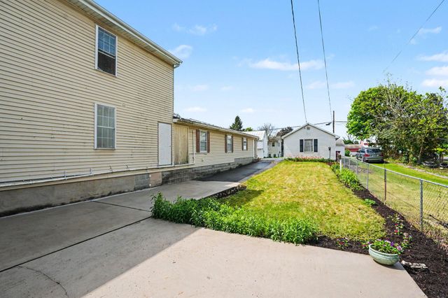 9 E MAIN STREET, Newville, PA 17241
