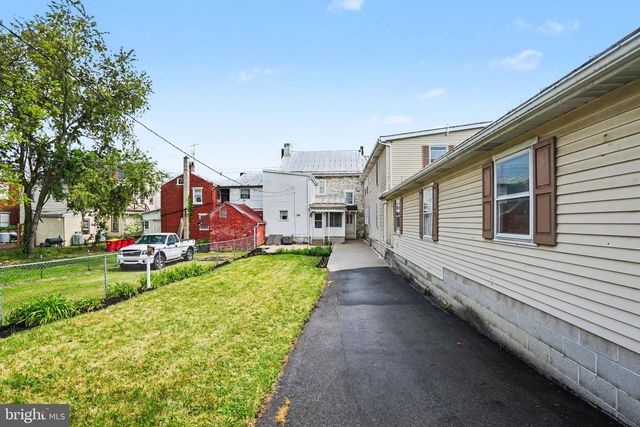9 E MAIN STREET, Newville, PA 17241