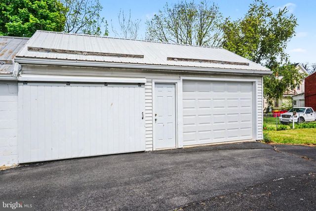 9 E MAIN STREET, Newville, PA 17241