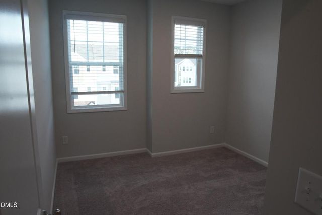 2709 Hunter Woods Drive, Apex, NC 27502