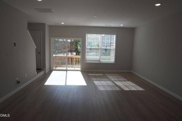 2709 Hunter Woods Drive, Apex, NC 27502