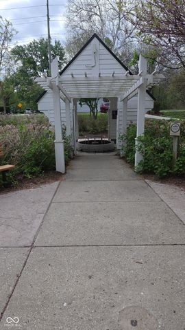 11573 Creek Side Lane, Carmel, IN 46033