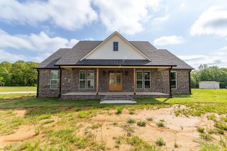 300 CHARLESTON LN, Adamsville, TN 38310
