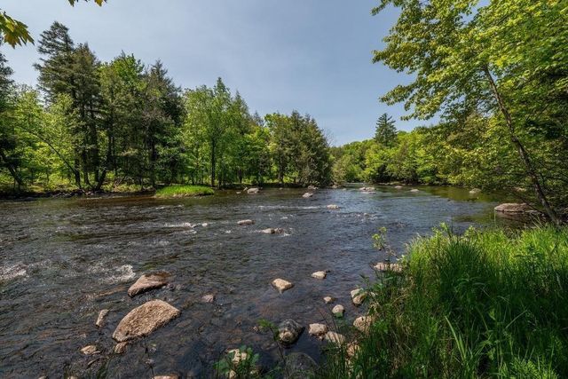 N12203 BEAR CAVE ROAD, Athelstane, WI 54104