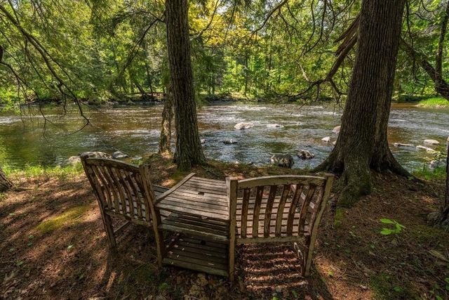 N12203 BEAR CAVE ROAD, Athelstane, WI 54104