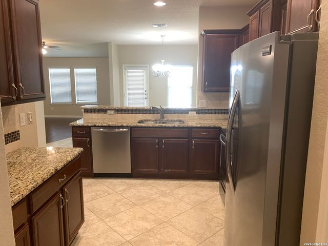 1337 LAUREN ST, New Braunfels, TX 78130