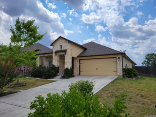 1337 LAUREN ST, New Braunfels, TX 78130