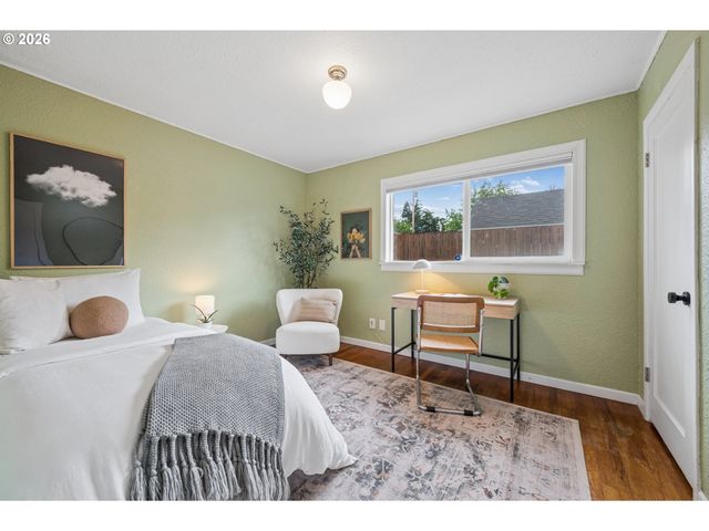 5216 N FESSENDEN St, Portland, OR 97203