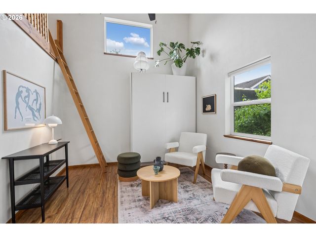 5216 N FESSENDEN St, Portland, OR 97203