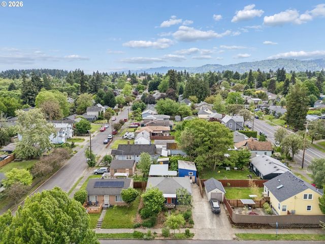 5216 N FESSENDEN St, Portland, OR 97203