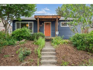 5216 N FESSENDEN St, Portland, OR 97203