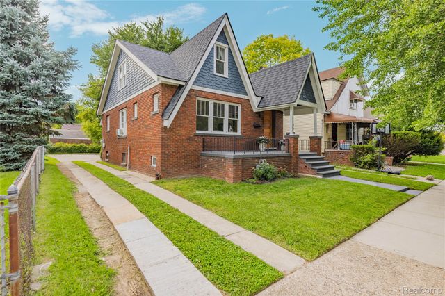 11351 Mettetal Street, Detroit, MI 48227