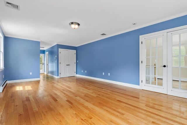 4 Mcdonald Farm Rd, Wakefield, MA 01880