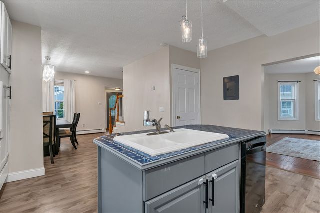 86 Westwood Avenue, Cranston, RI 02905