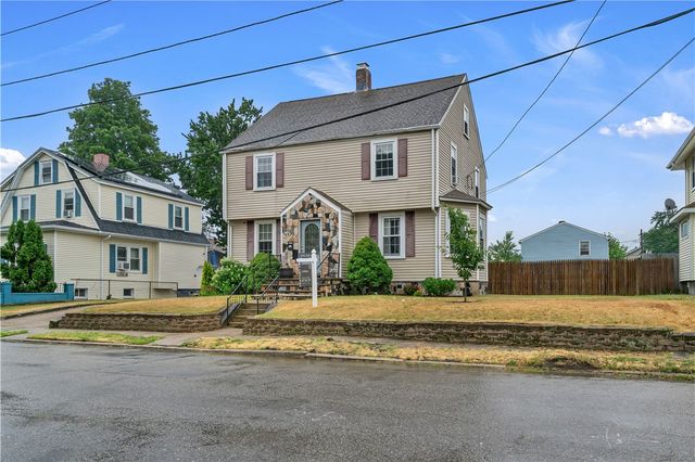 86 Westwood Avenue, Cranston, RI 02905