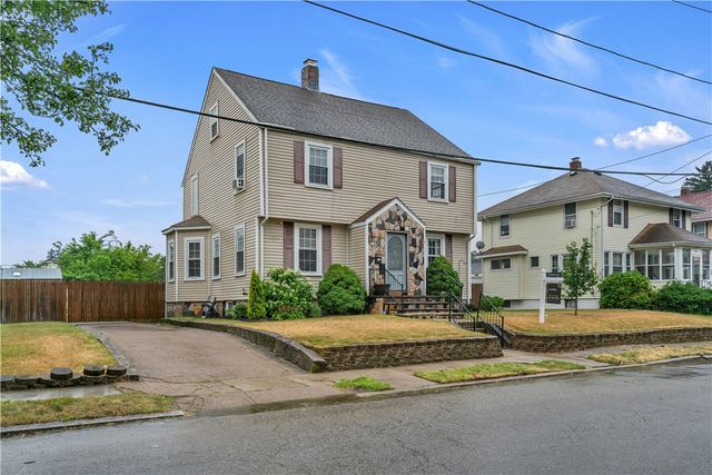 86 Westwood Avenue, Cranston, RI 02905