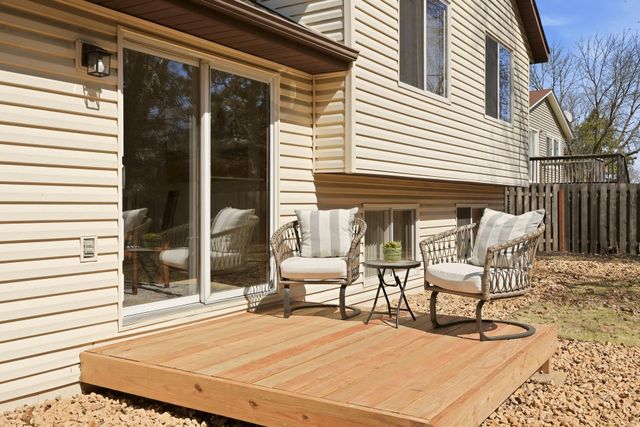 9227 79th Street S, Cottage Grove, MN 55016