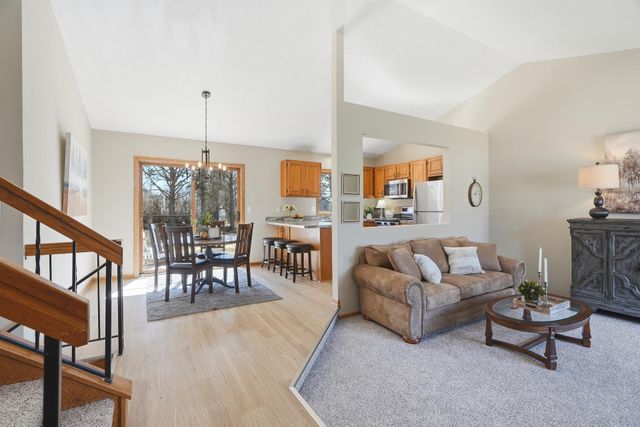 9227 79th Street S, Cottage Grove, MN 55016