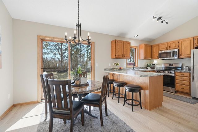 9227 79th Street S, Cottage Grove, MN 55016