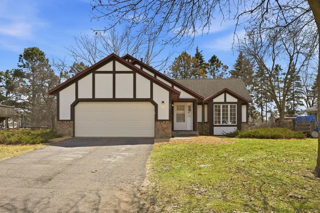 9227 79th Street S, Cottage Grove, MN 55016