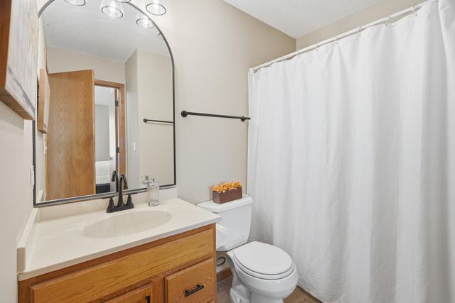 9227 79th Street S, Cottage Grove, MN 55016