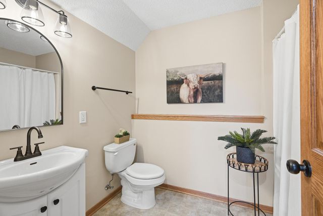 9227 79th Street S, Cottage Grove, MN 55016