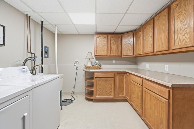 9227 79th Street S, Cottage Grove, MN 55016