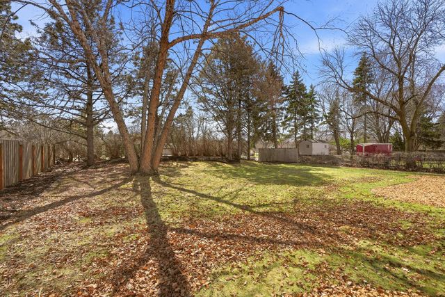 9227 79th Street S, Cottage Grove, MN 55016