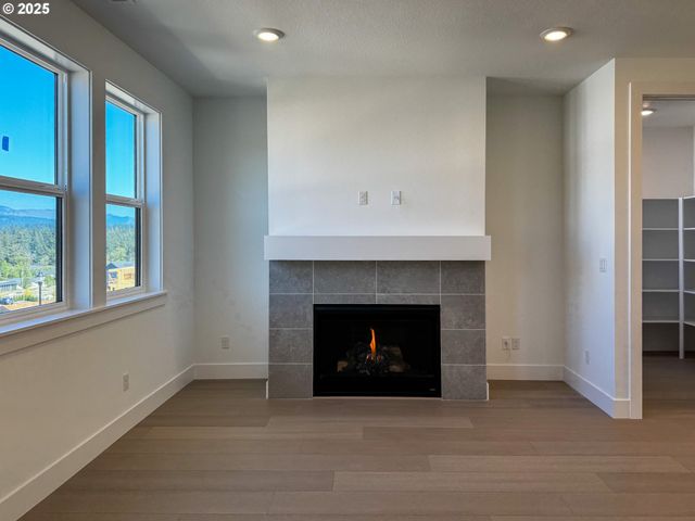 3984 Nw 64TH Ave, Camas, WA 98607
