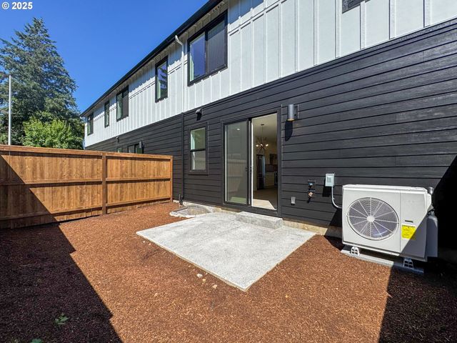 3984 Nw 64TH Ave, Camas, WA 98607