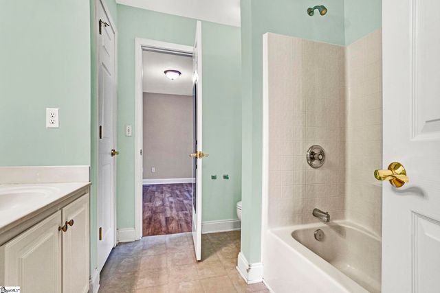 104 Ginkgo Court, Easley, SC 29642