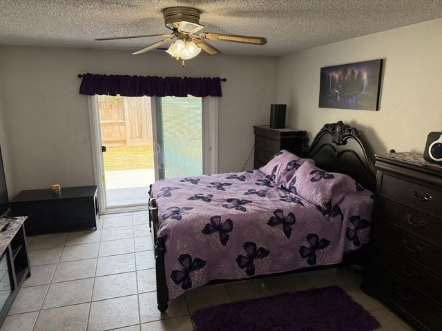3383 N Forestiere Avenue, Fresno, CA 93722