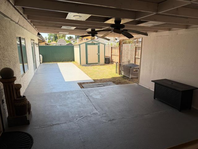 3383 N Forestiere Avenue, Fresno, CA 93722