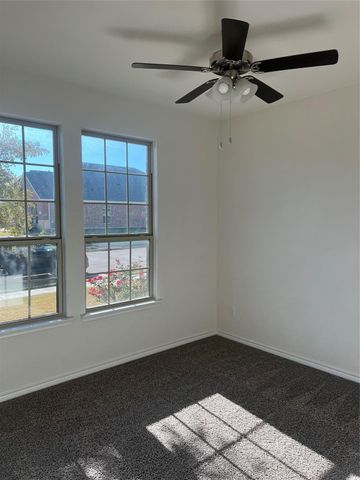 11103 Mustang Trail, Aubrey, TX 76227