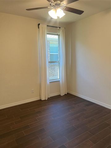 11103 Mustang Trail, Aubrey, TX 76227