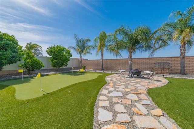 24780 Prairie Trail Court, Menifee, CA 92584