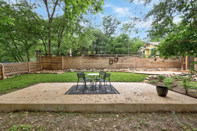 2503 Bryan ST, Austin, TX 78702