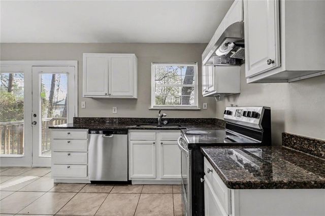 6344 Westbury Road, Riverdale, GA 30274