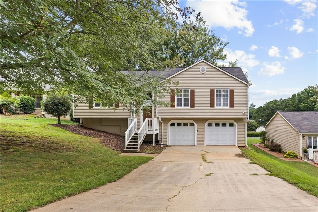 220 Magnolia Tree Court, Alpharetta, GA 30022