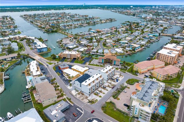 11605 1ST STREET E A1, Treasure Island, FL 33706