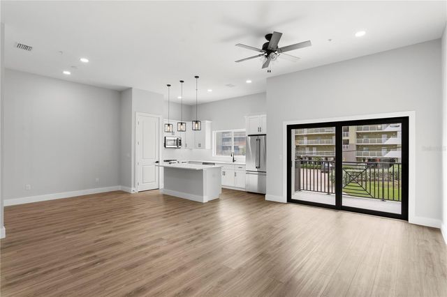 11605 1ST STREET E A1, Treasure Island, FL 33706