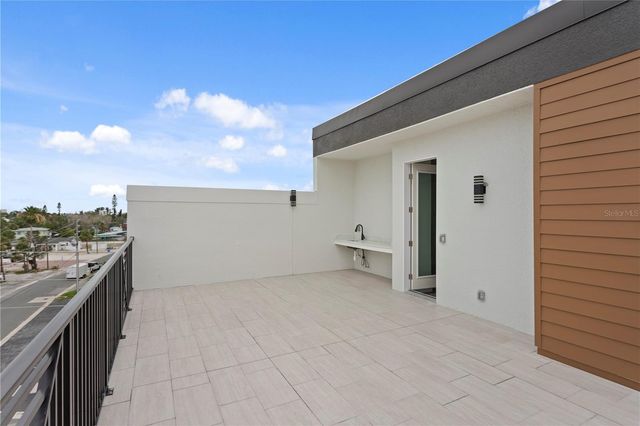 11605 1ST STREET E A1, Treasure Island, FL 33706