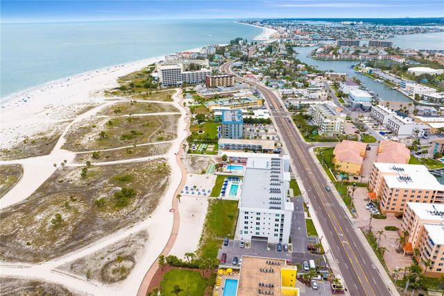 11605 1ST STREET E A1, Treasure Island, FL 33706