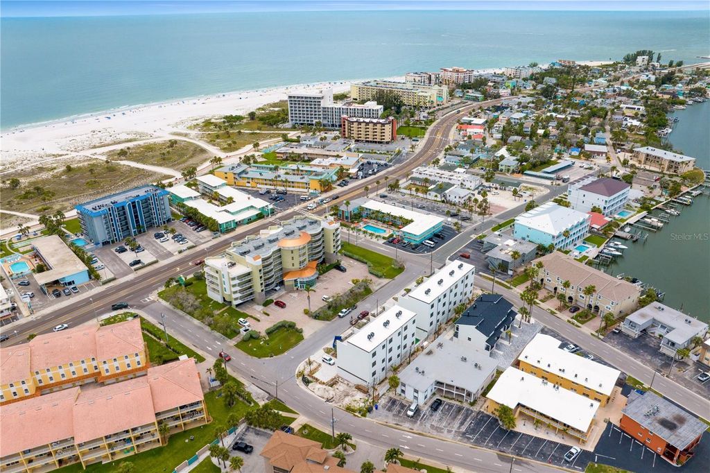 11605 1ST STREET E A1, Treasure Island, FL 33706