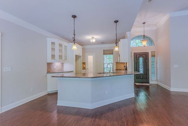 129 Horizon Circle, Azle, TX 76020