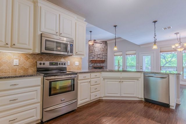 129 Horizon Circle, Azle, TX 76020